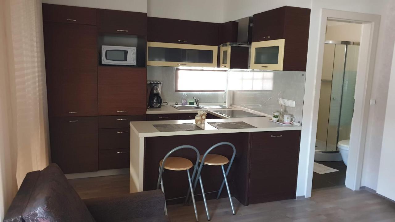 Keller Arany Apartmanok Hajduszoboszlo Ngoại thất bức ảnh