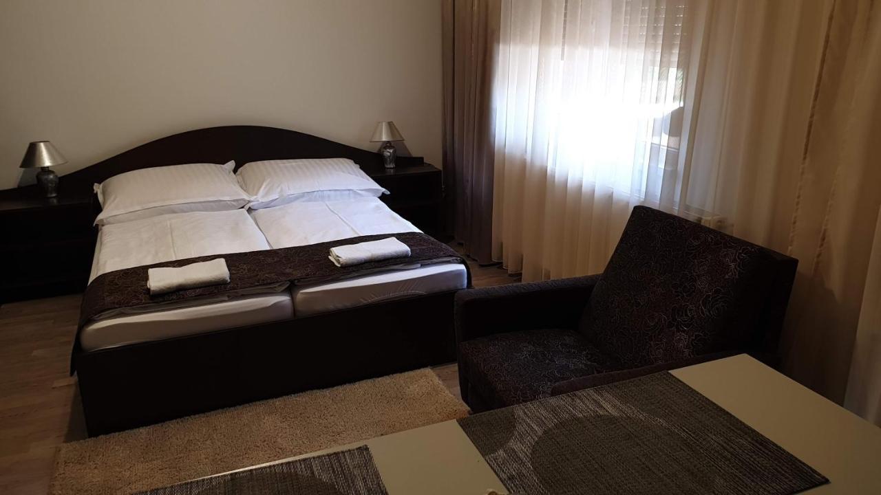 Keller Arany Apartmanok Hajduszoboszlo Ngoại thất bức ảnh